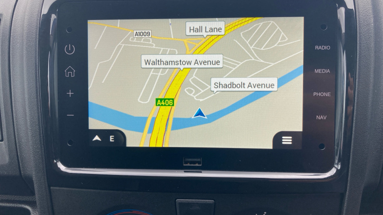 Vauxhall Movano 3500 L2 Diesel Fwd 2.2 Turbo D 140ps H2 Van Prime